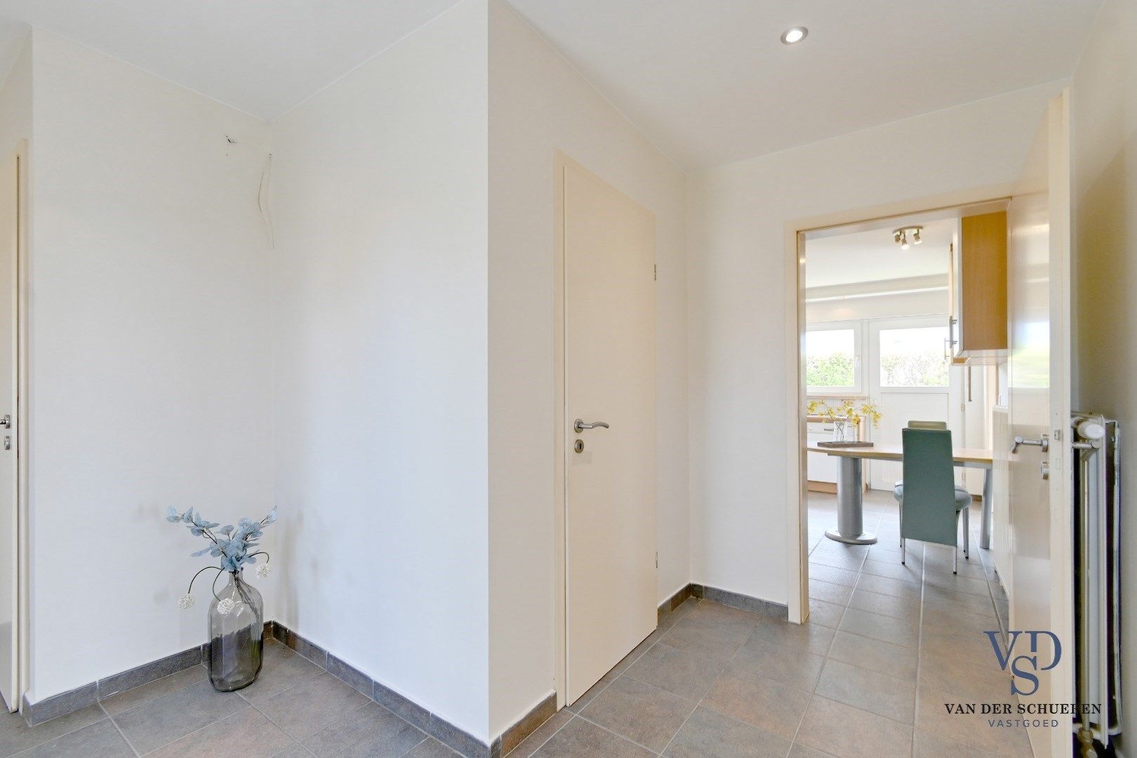 Bungalowwoning met afzonderlijke garage foto 21