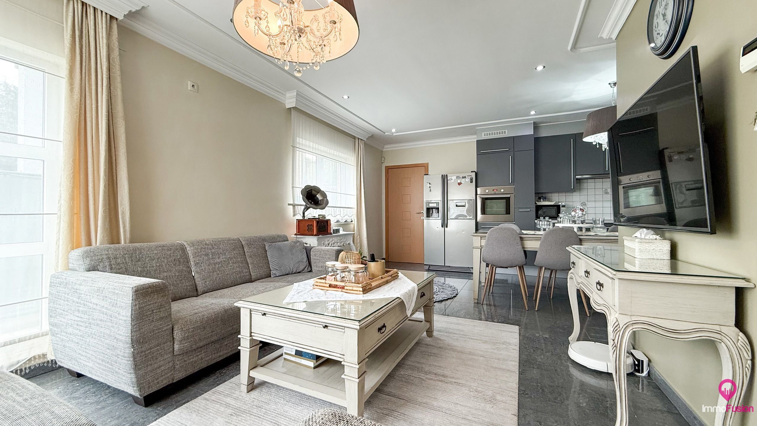 Ruime woning van 285m² met 5 slpks en apart bureel ruimte!  foto 8