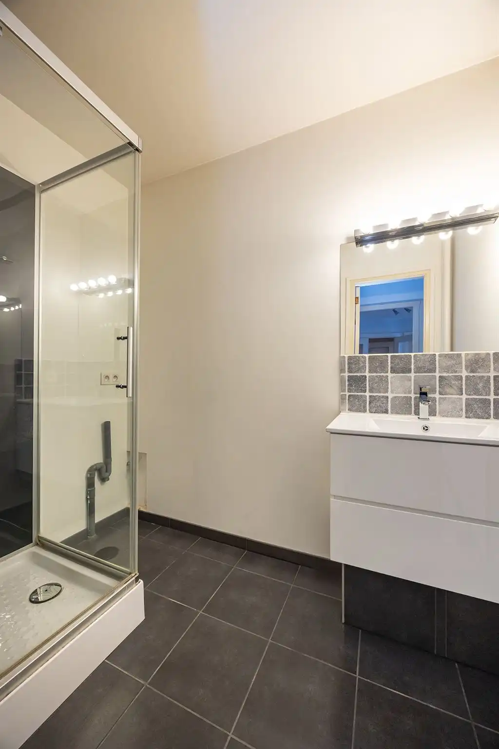 Verzorgd appartement op toplocatie te Berchem foto 7