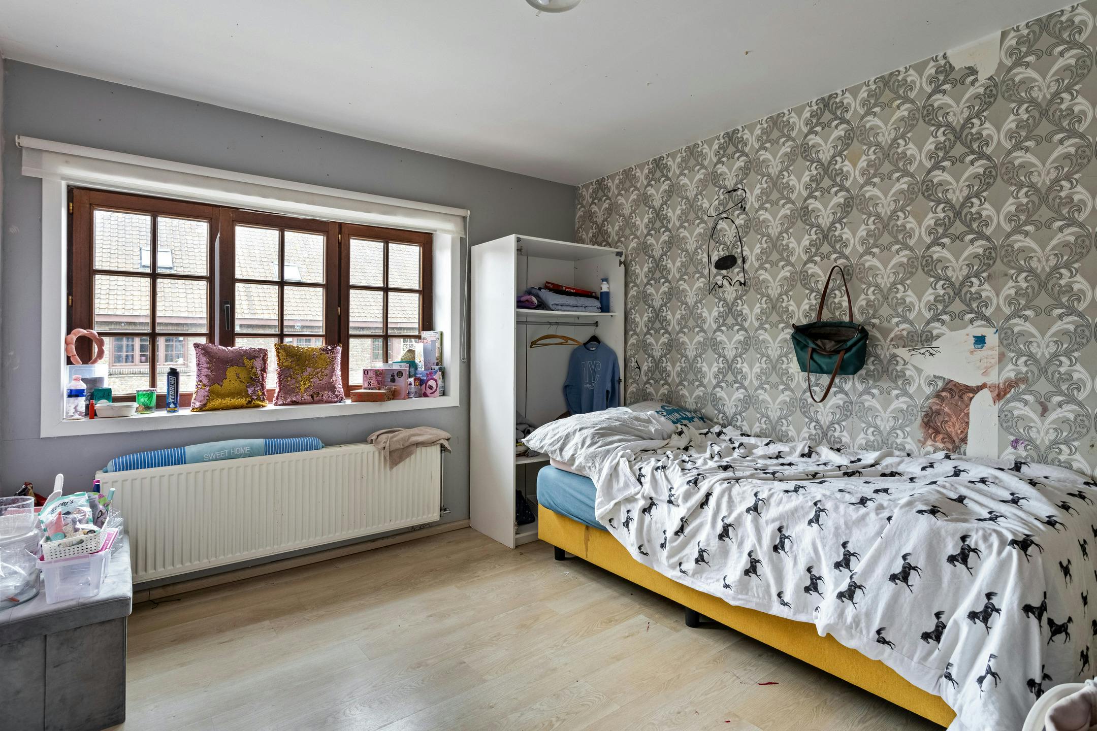 Op te frissen huis met tuin te koop in Brugge centrum foto 14