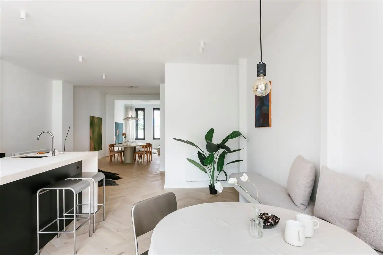 Luxueuze gerenoveerde herenwoning op toplocatie foto 11
