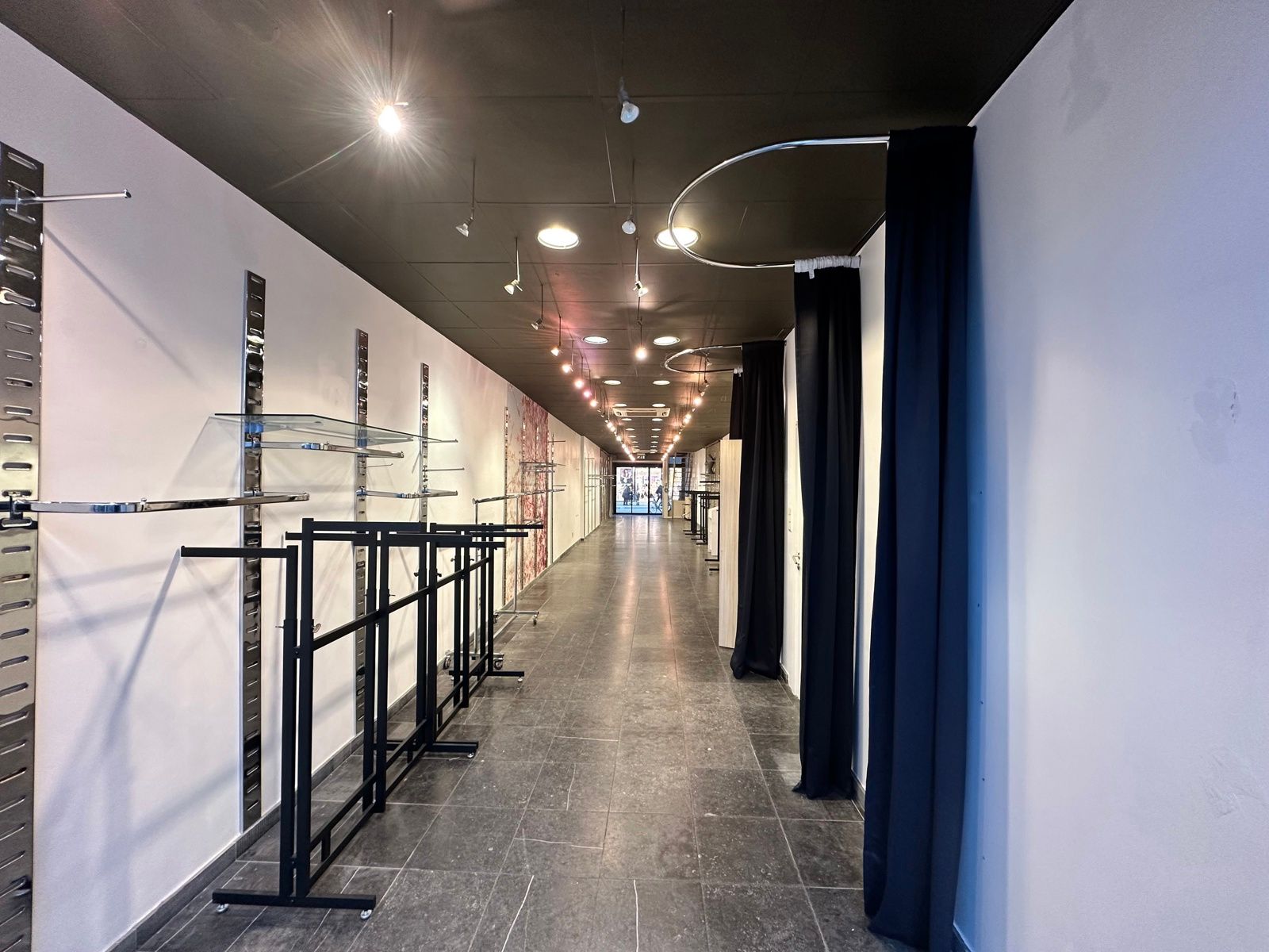 Winkel + woonst op een toplocatie in Turnhout foto 6