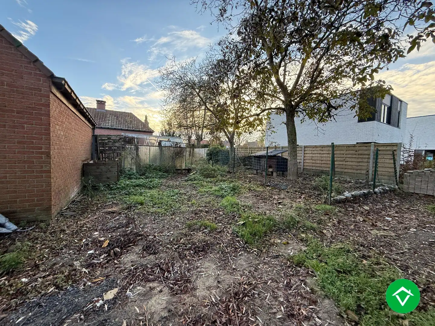 Rustig gelegen halfopen bebouwing met 3 slaapkamers, tuin en garage met uitweg! foto 20