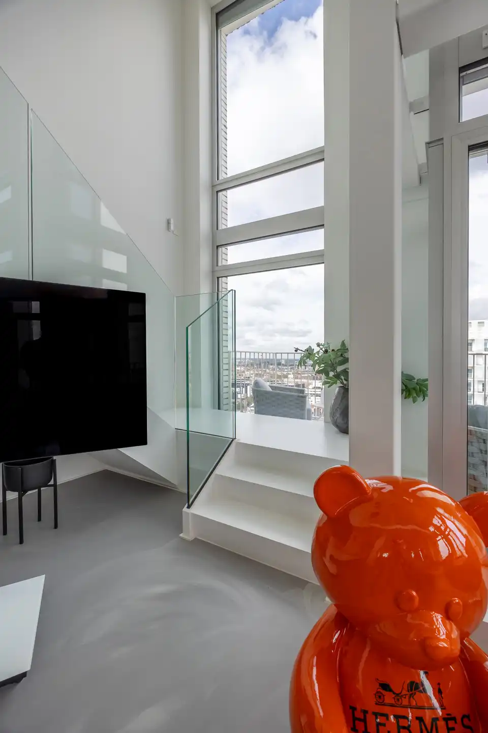 Duplex-penthouse met zicht over de Antwerpse skyline foto 13