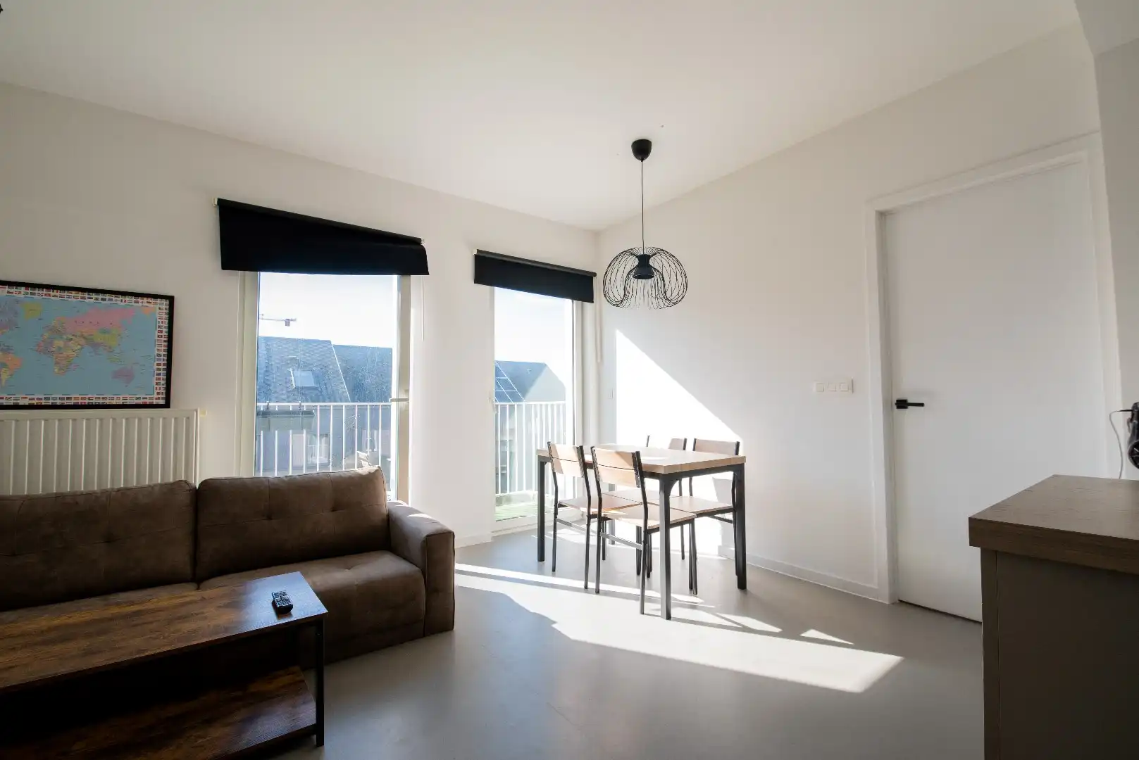 Gemeubeld appartement met autostaanplaats foto 4