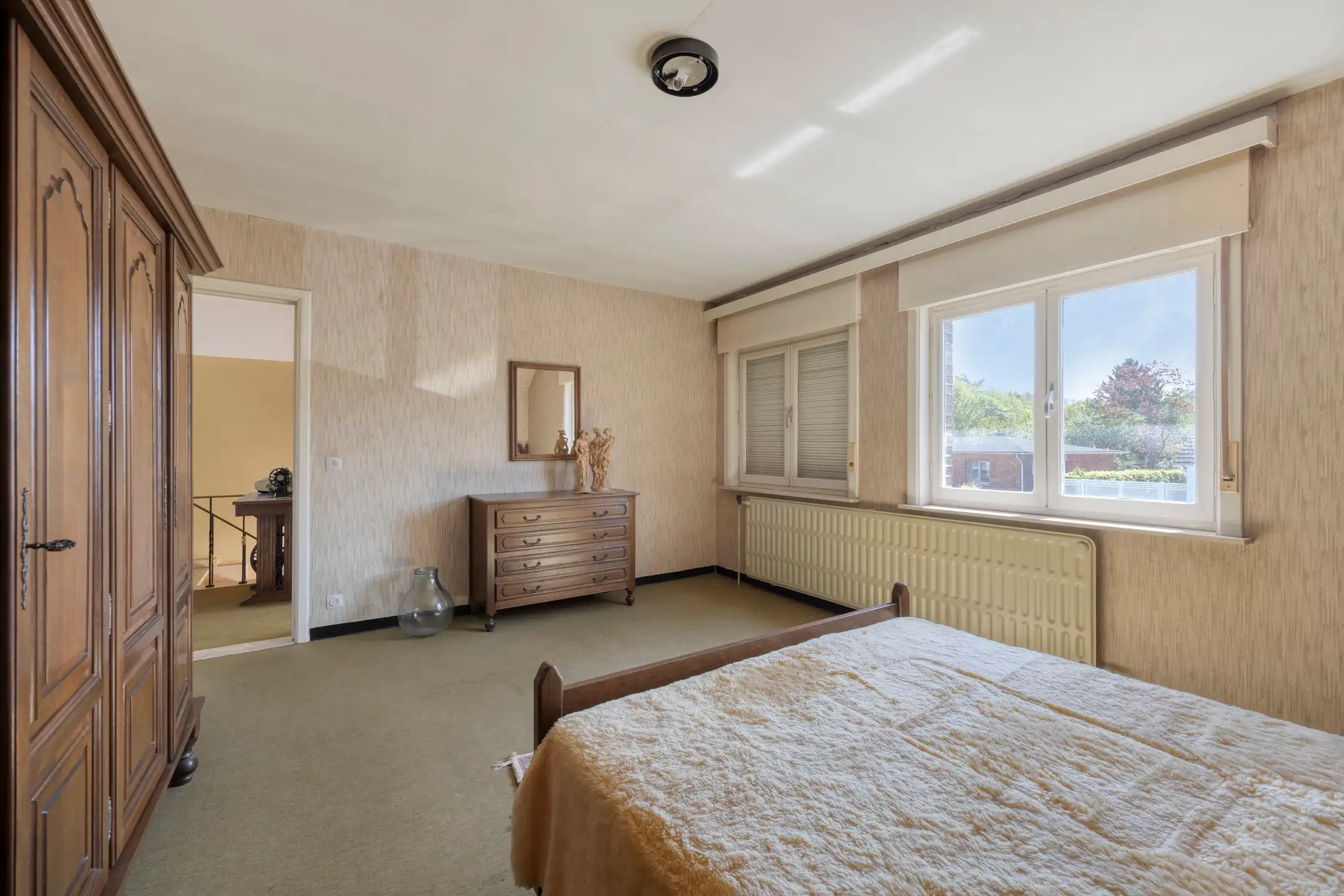 Op te frissen woning met 3 slaapkamers op een goede locatie foto 12