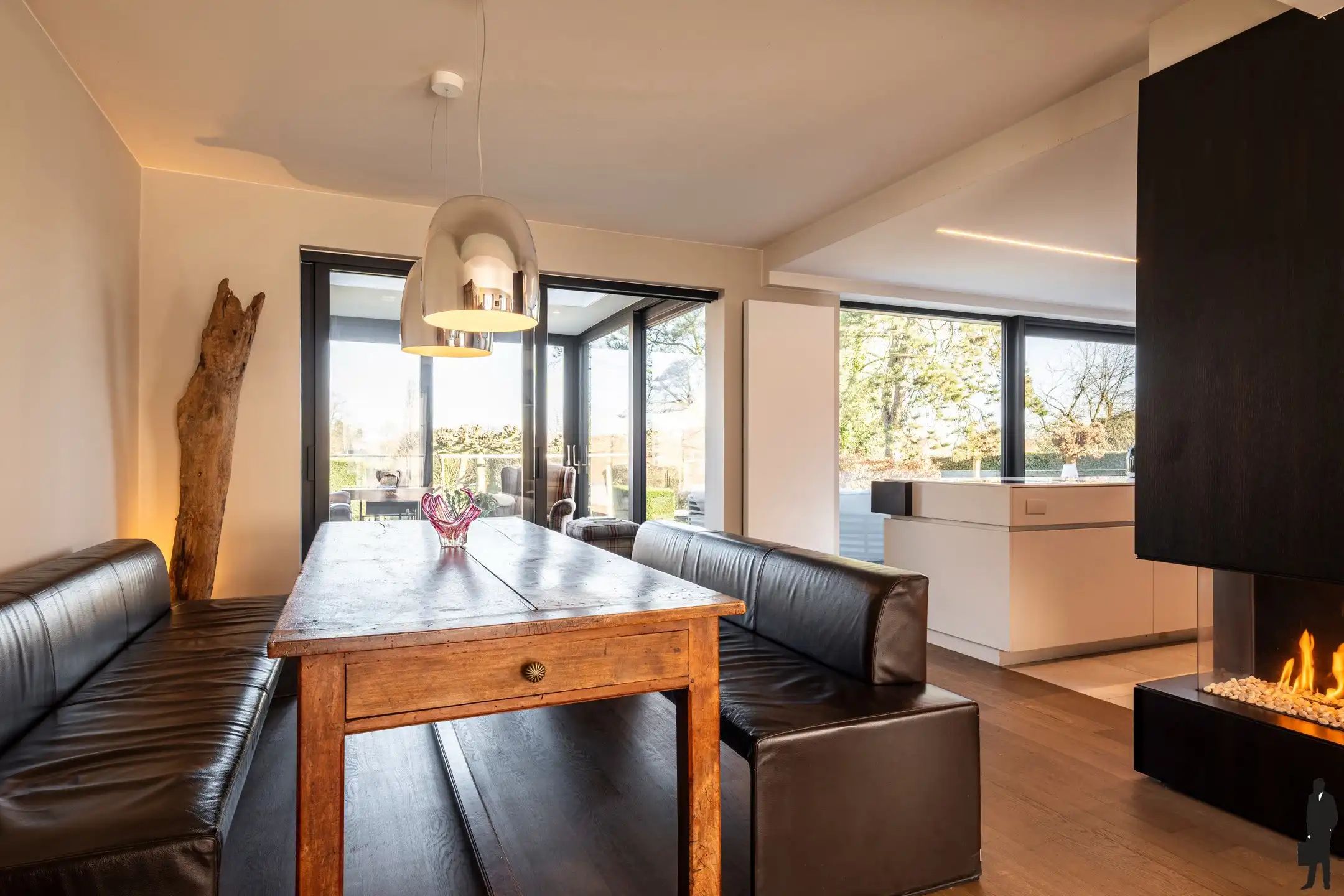 Charmante gerenoveerde villa op perceel van 1.389 m² foto 11