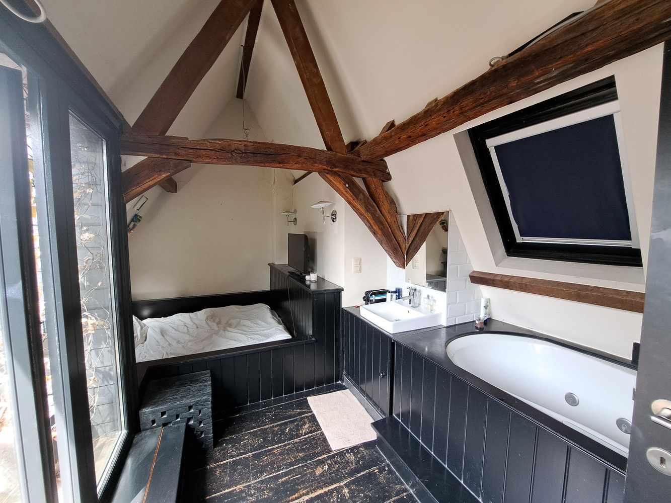 Duplex met tof terras in authentiek gebouw foto 9
