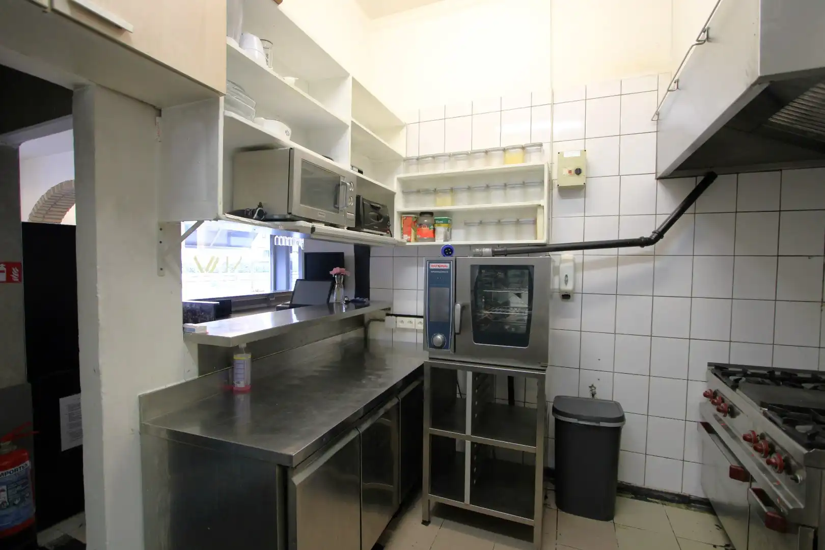 Verhuurd HOEK restaurant Kardinaal Mercierstraat 18 Heist te koop foto 9