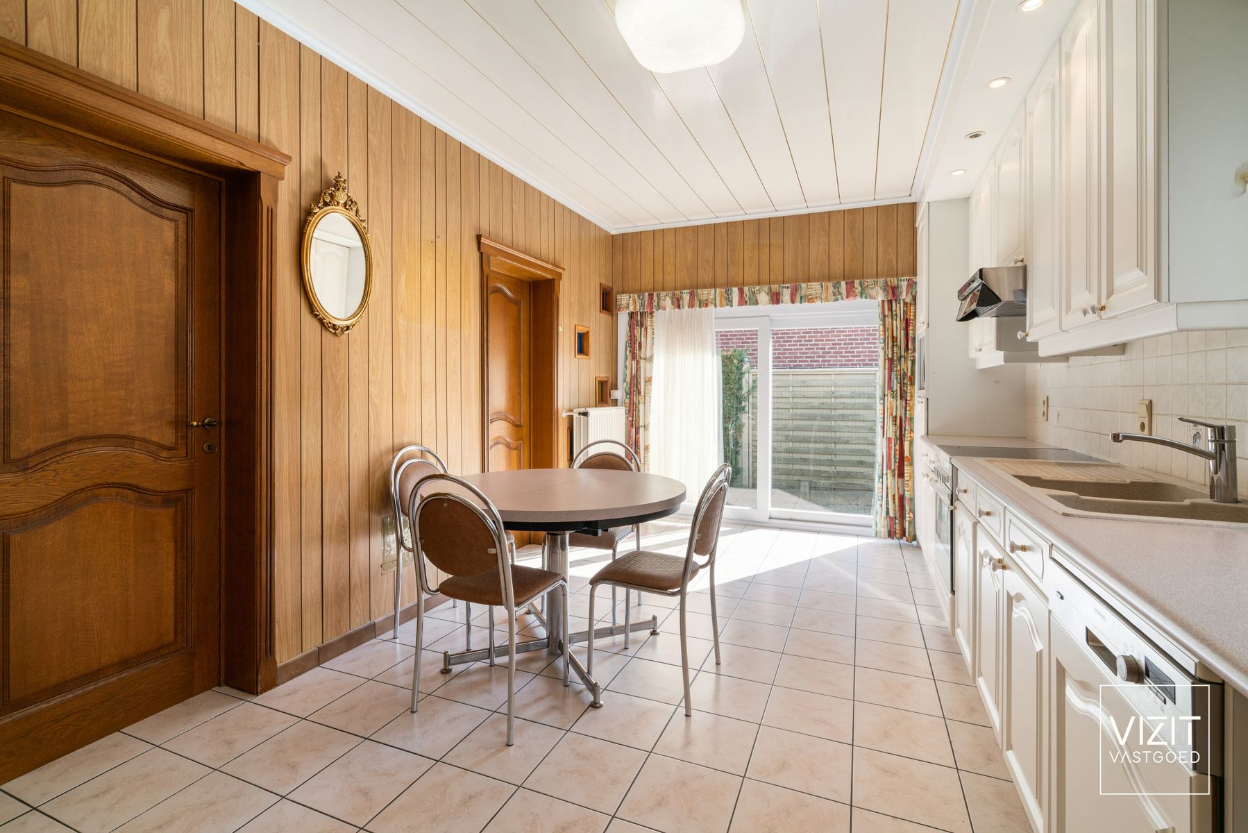 Karaktervolle woning in een rustige straat!  foto 7
