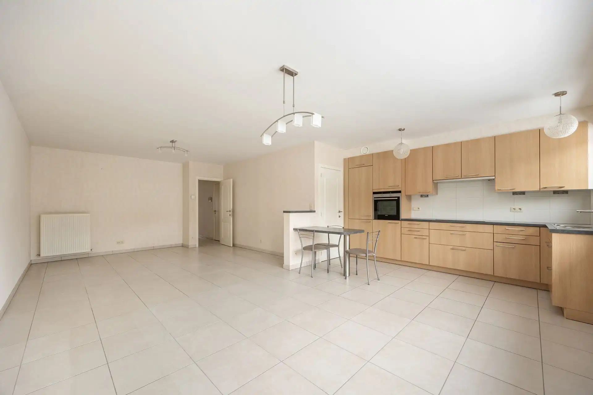 Gelijkvloersappartement met grote tuin & garage foto 5