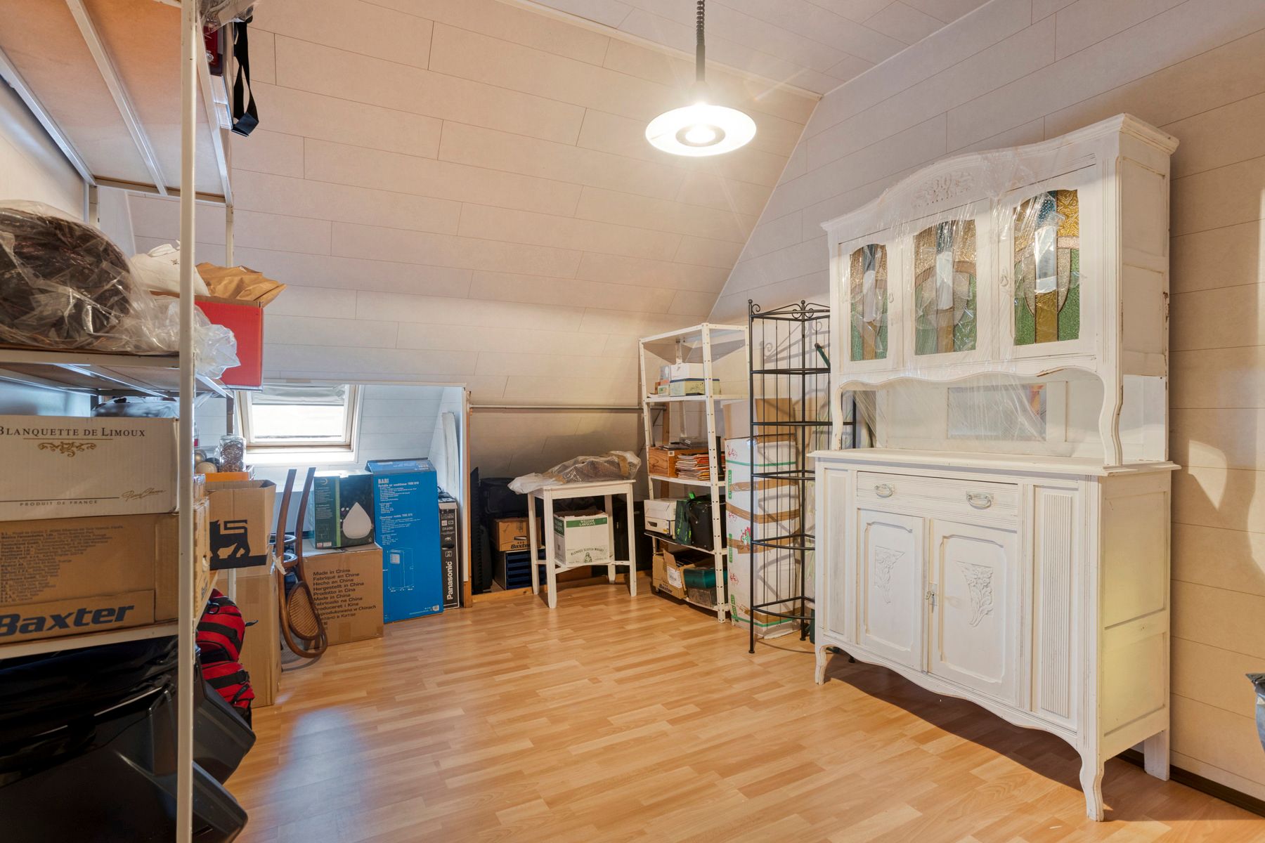 Charmante halfopen woning met potentieel foto 19