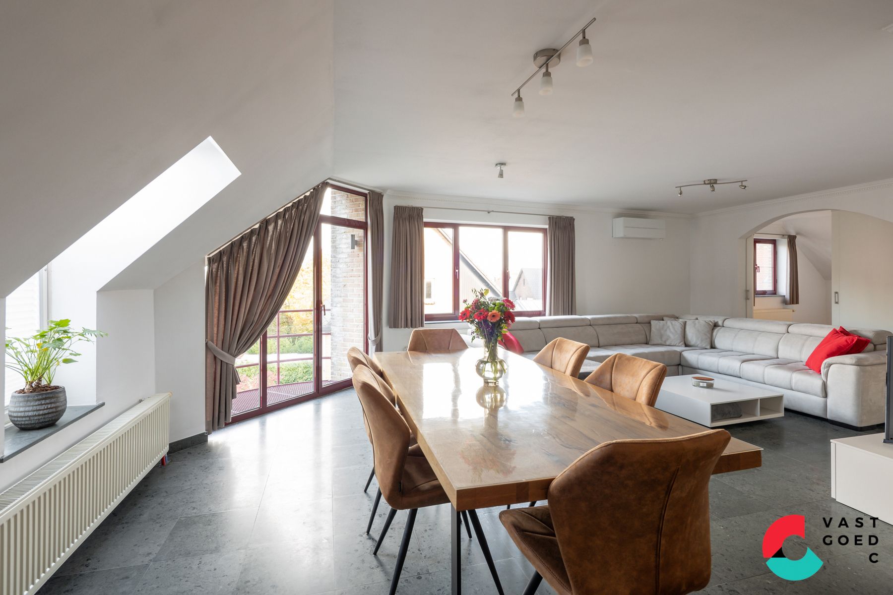 Appartement te koop foto 2