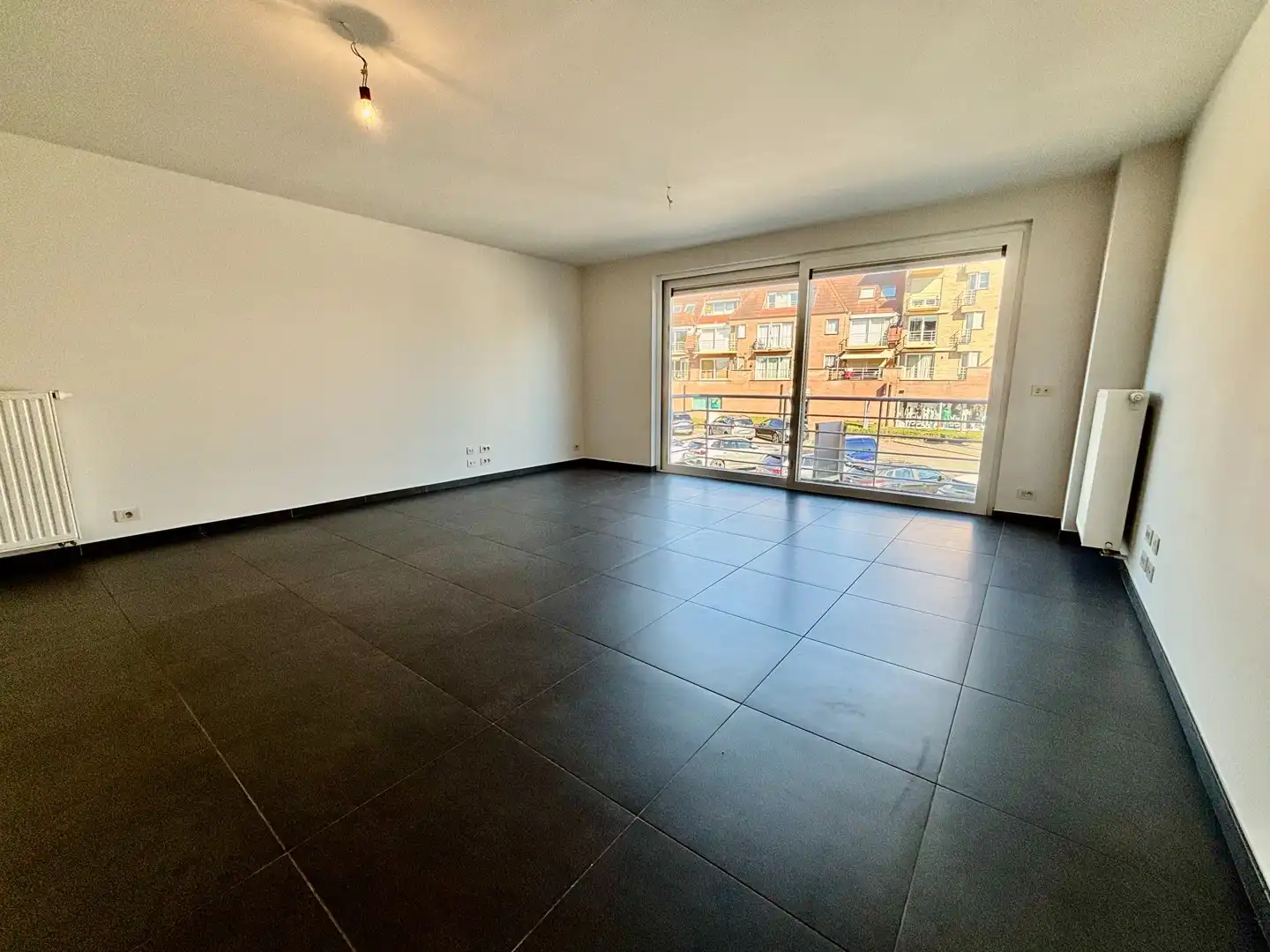 Centraal gelegen appartement met 2 terrassen en dubbele garage foto 3