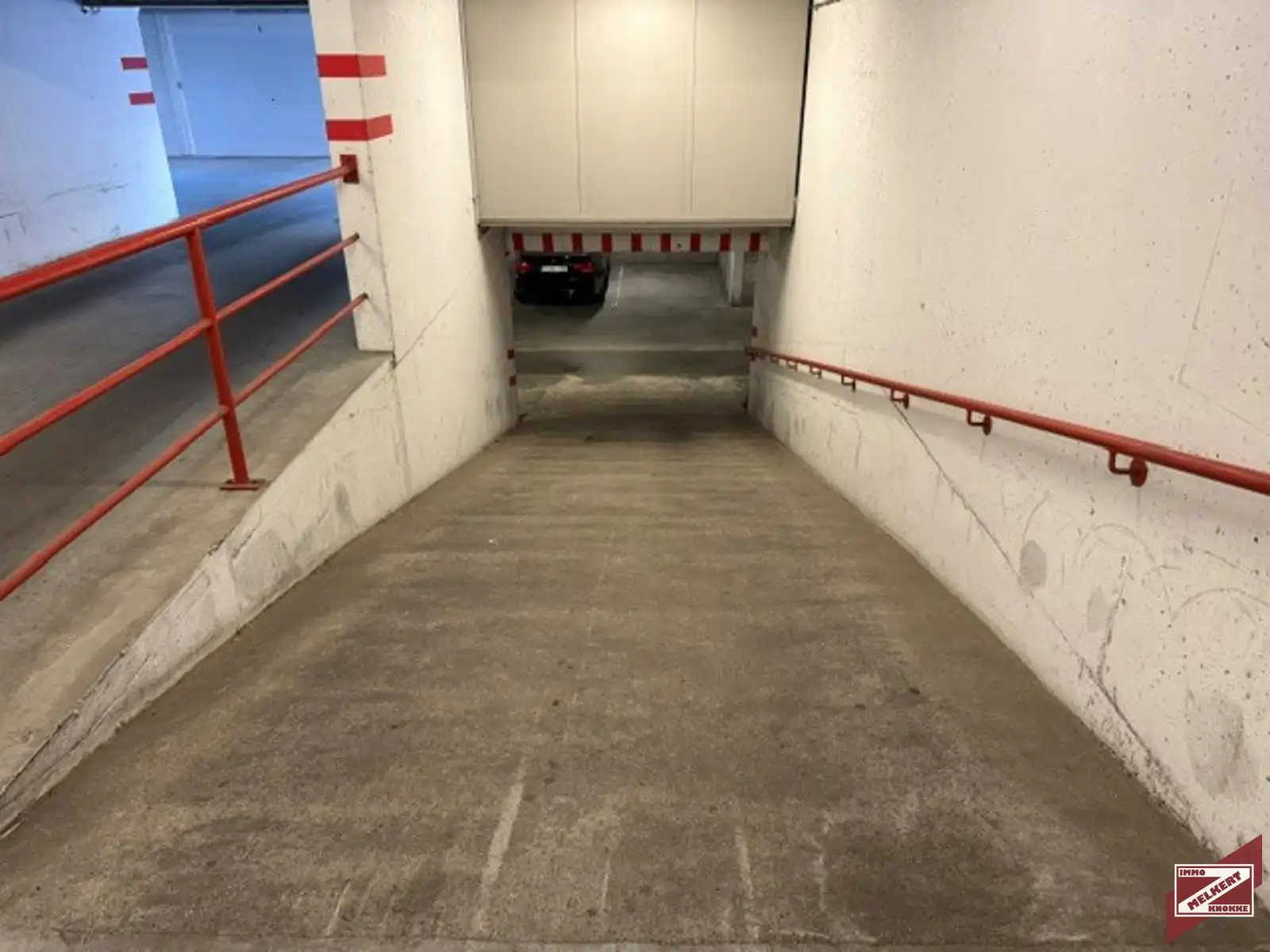 Parkeerplaats te huur foto 4
