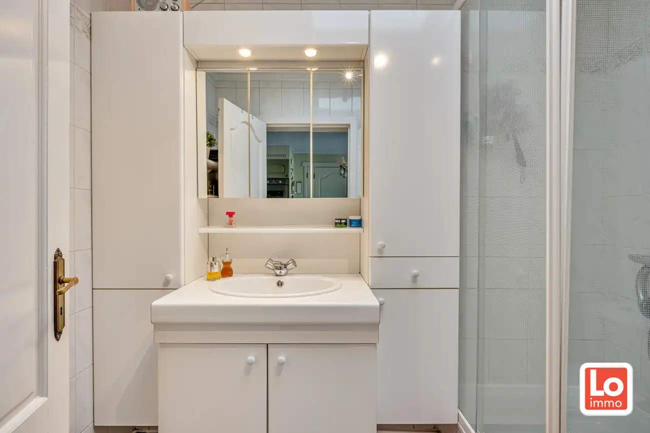 VERKOCHT! Charmante halfopen woning met inpandige garage op een rustige en groene locatie in Beervelde! foto 17