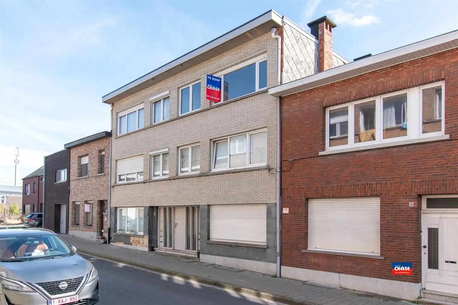 Gerenoveerd appartement met 2 slaapkamers foto {{pictureIndex}}