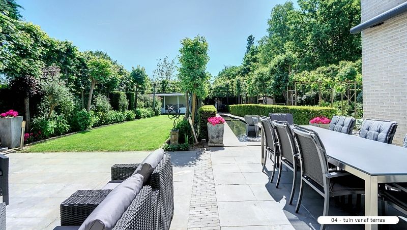 EXCLUSIEF PERFECT AFGEWERKTE MODERNE VILLA (330m²) OP TOPLOCATIE EN PRACHTIGE TUIN foto 4