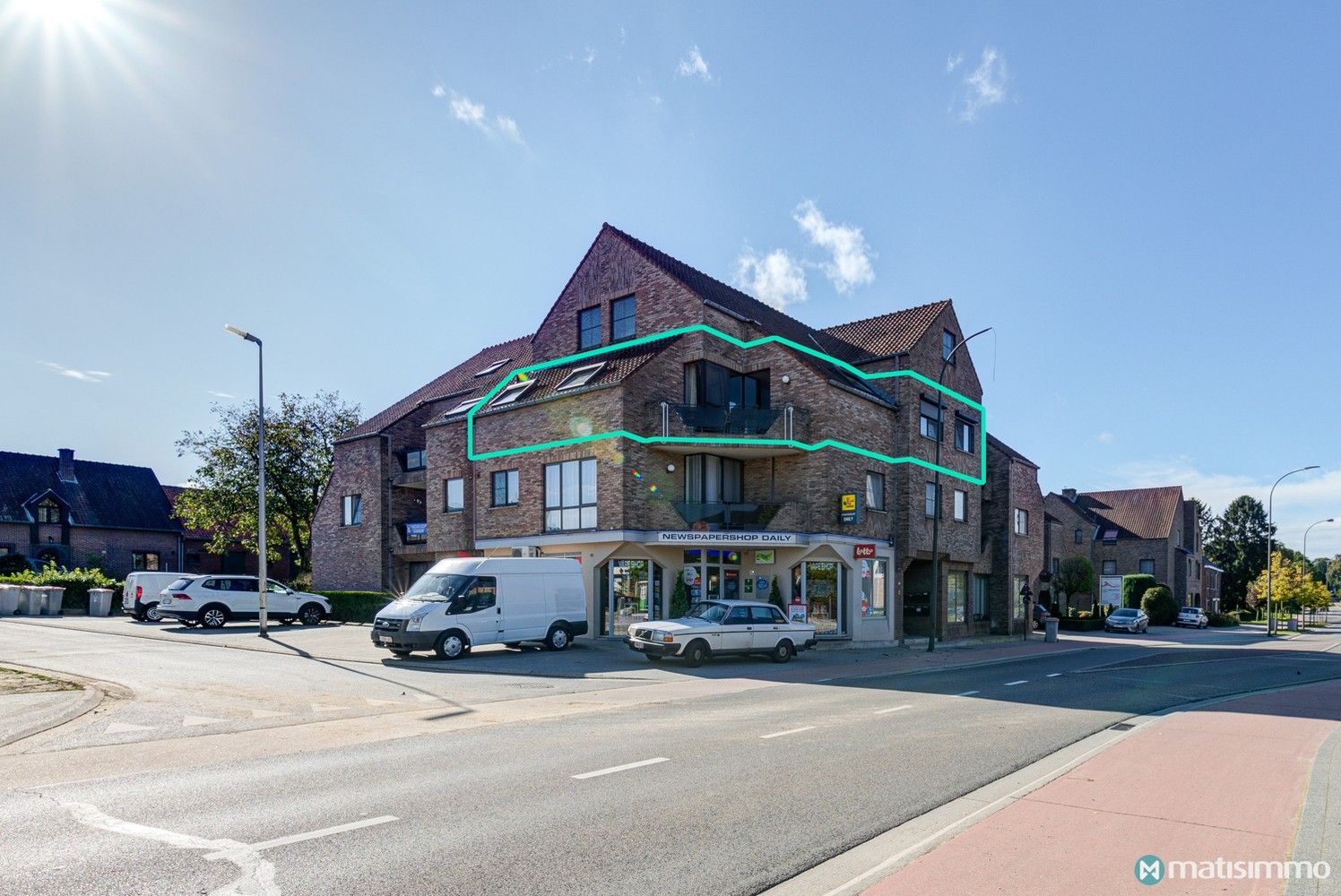 RUIM BEMEUBELD APPARTEMENT MET LUXE KEUKEN EN GARAGE IN HET CENTRUM VAN AS foto 1