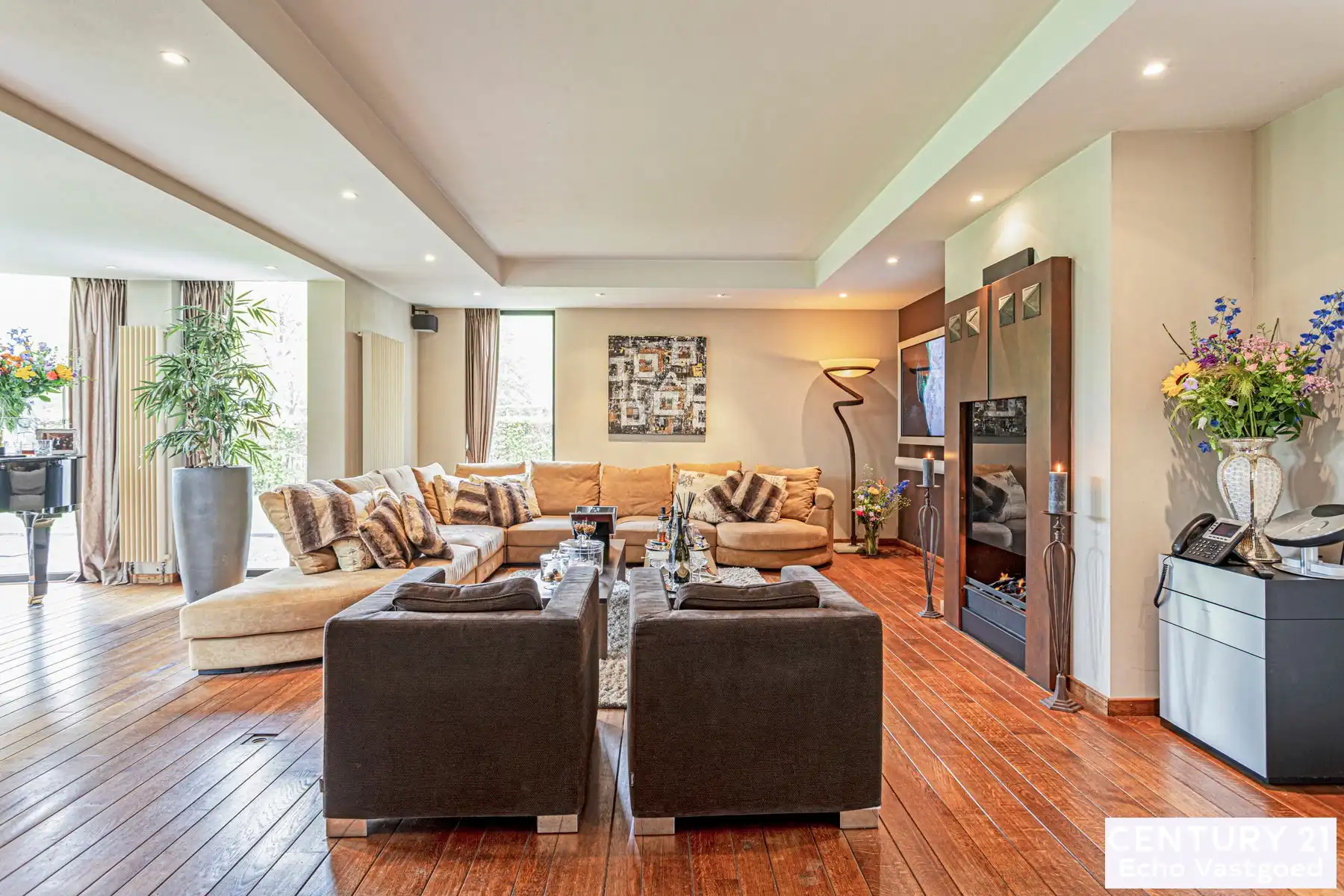 Villa met binnenzwembad en COMPLETE wellness op ca 2590m² foto 6