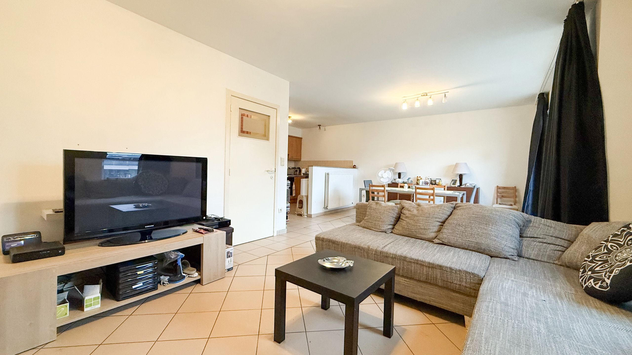 Instapklaar app 2-slpk. met 2 terrassen en garage in Heusden foto 2