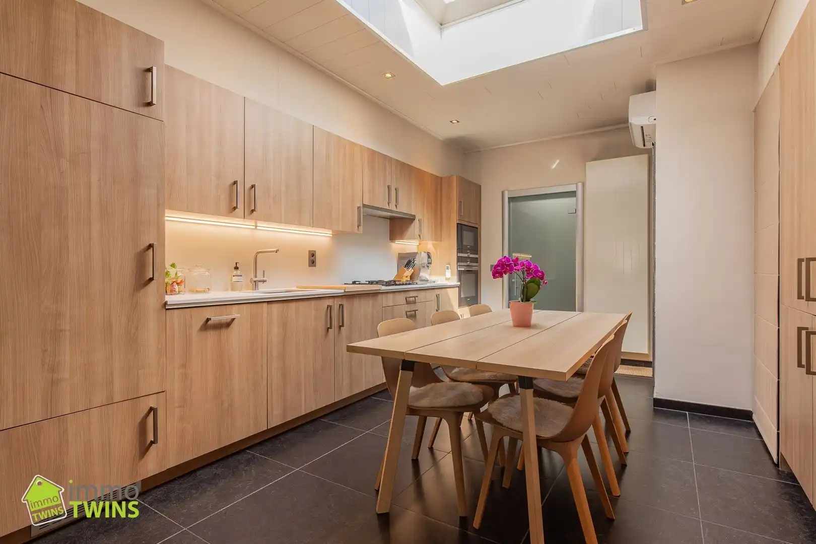 Ruime woning met tuin te Hamme foto 6
