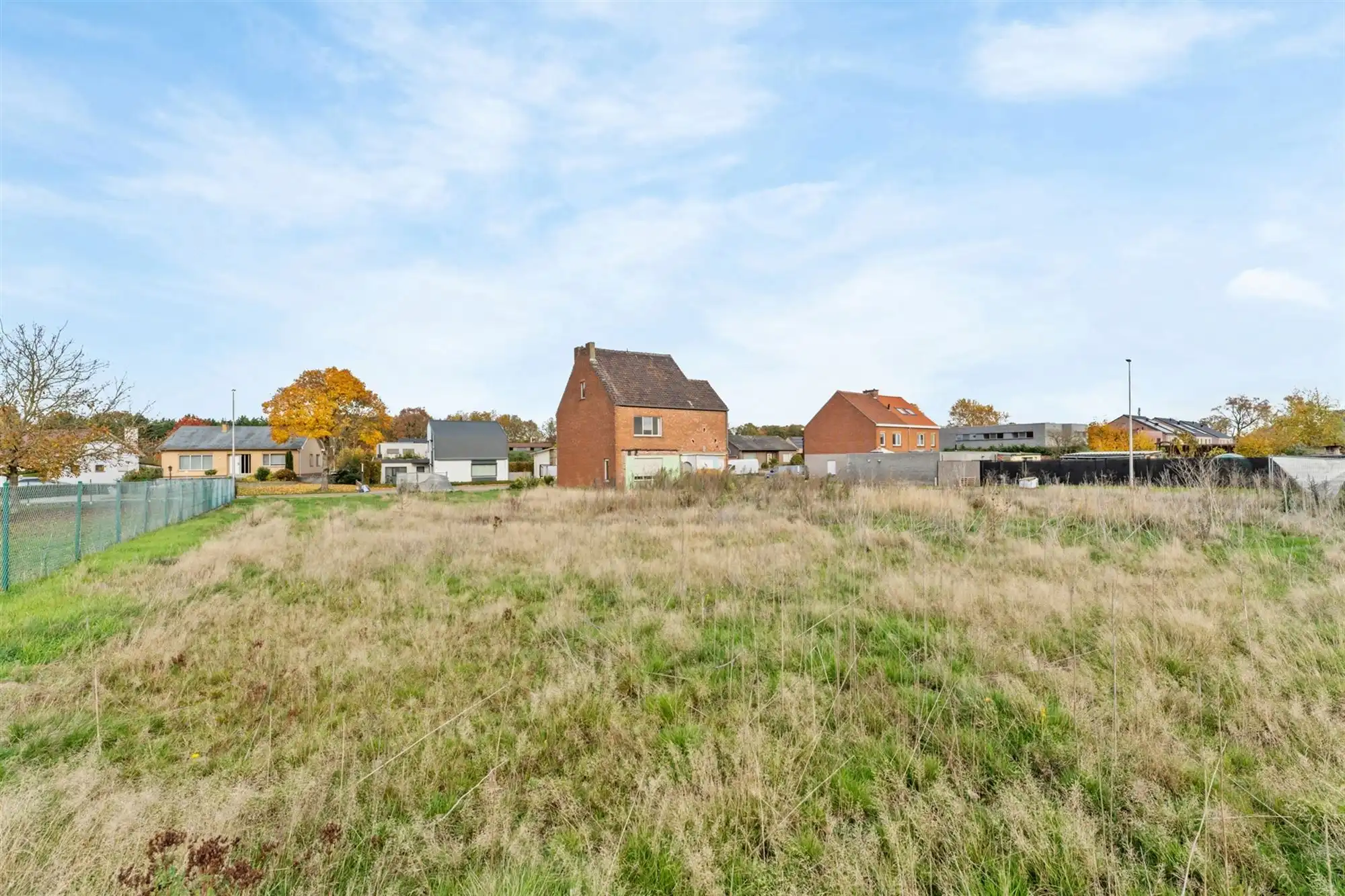 TE RENOVEREN OF AF TE BREKEN WONING OP EEN RUSTIGE LIGGEN TE PAAL foto 3