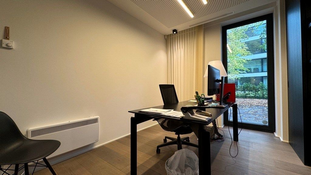 Stijlvol afgewerkt kantoor te koop aan de Sterre in Gent foto 8