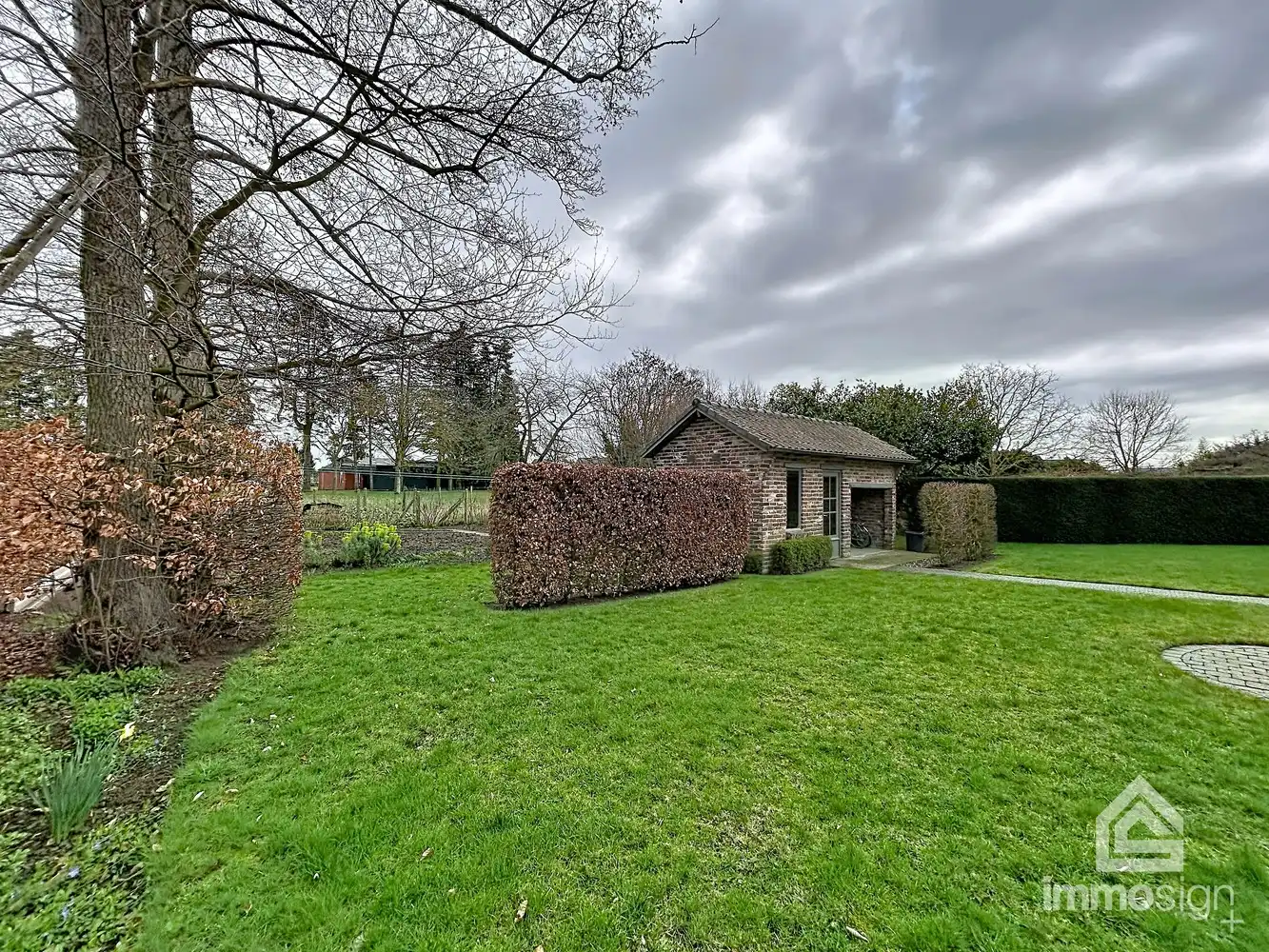 Charmante gezinswoning met landelijke uitstraling te Molenbeersel! foto 44
