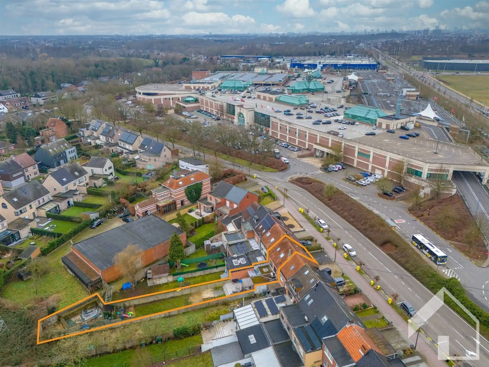 Af te werken gezinswoning op goede locatie in Wijnegem foto 21