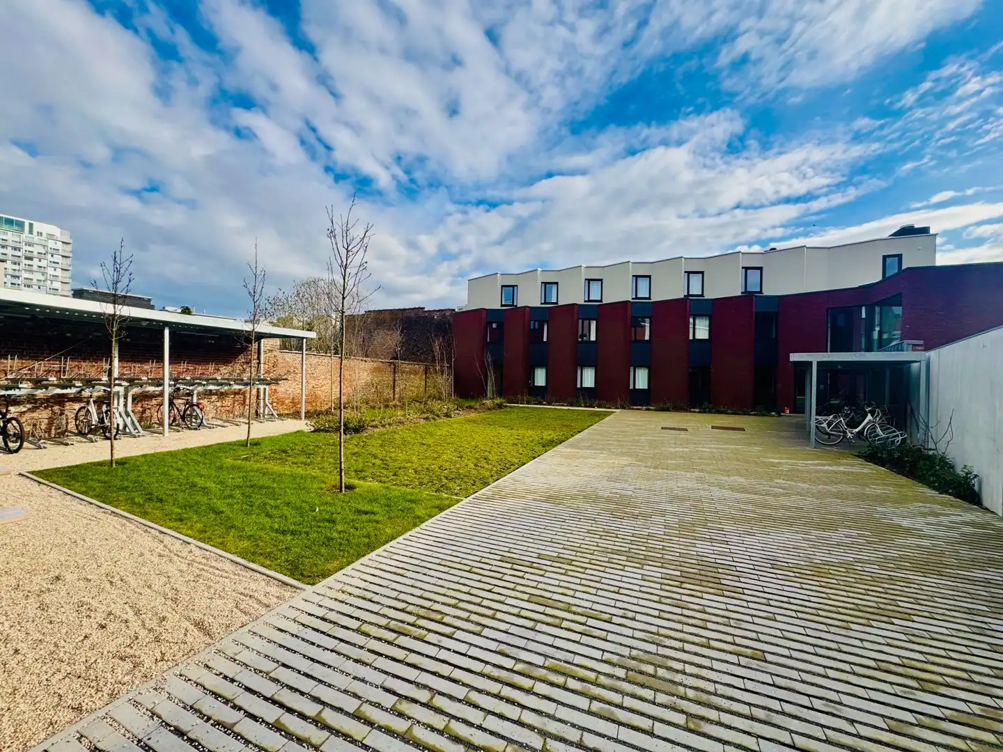 Enkel voor ingeschreven voltijdse studenten. foto {{pictureIndex}}