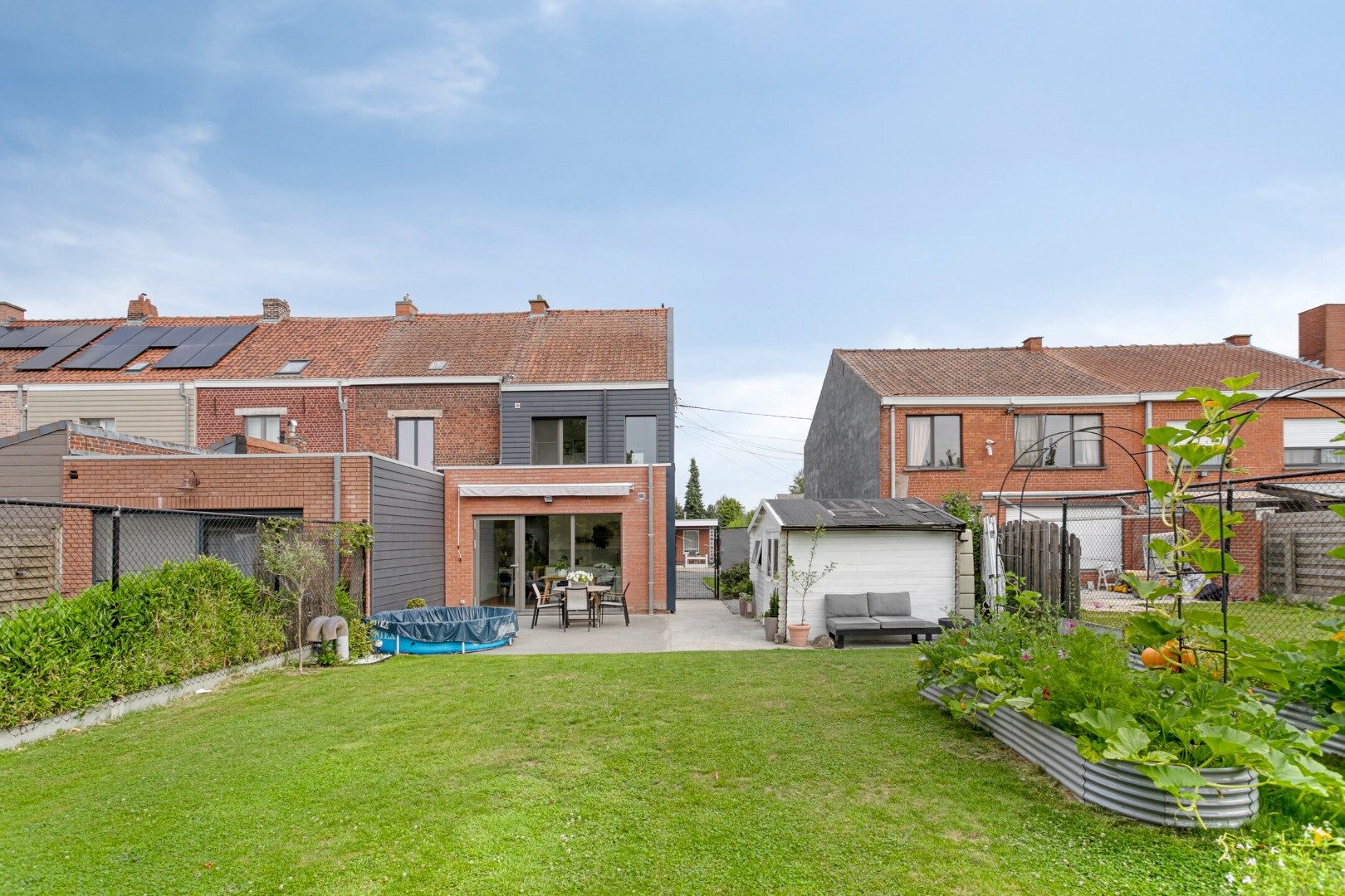 Prachtige instapklare woning met 3 slaapkamers en grote tuin! foto 15