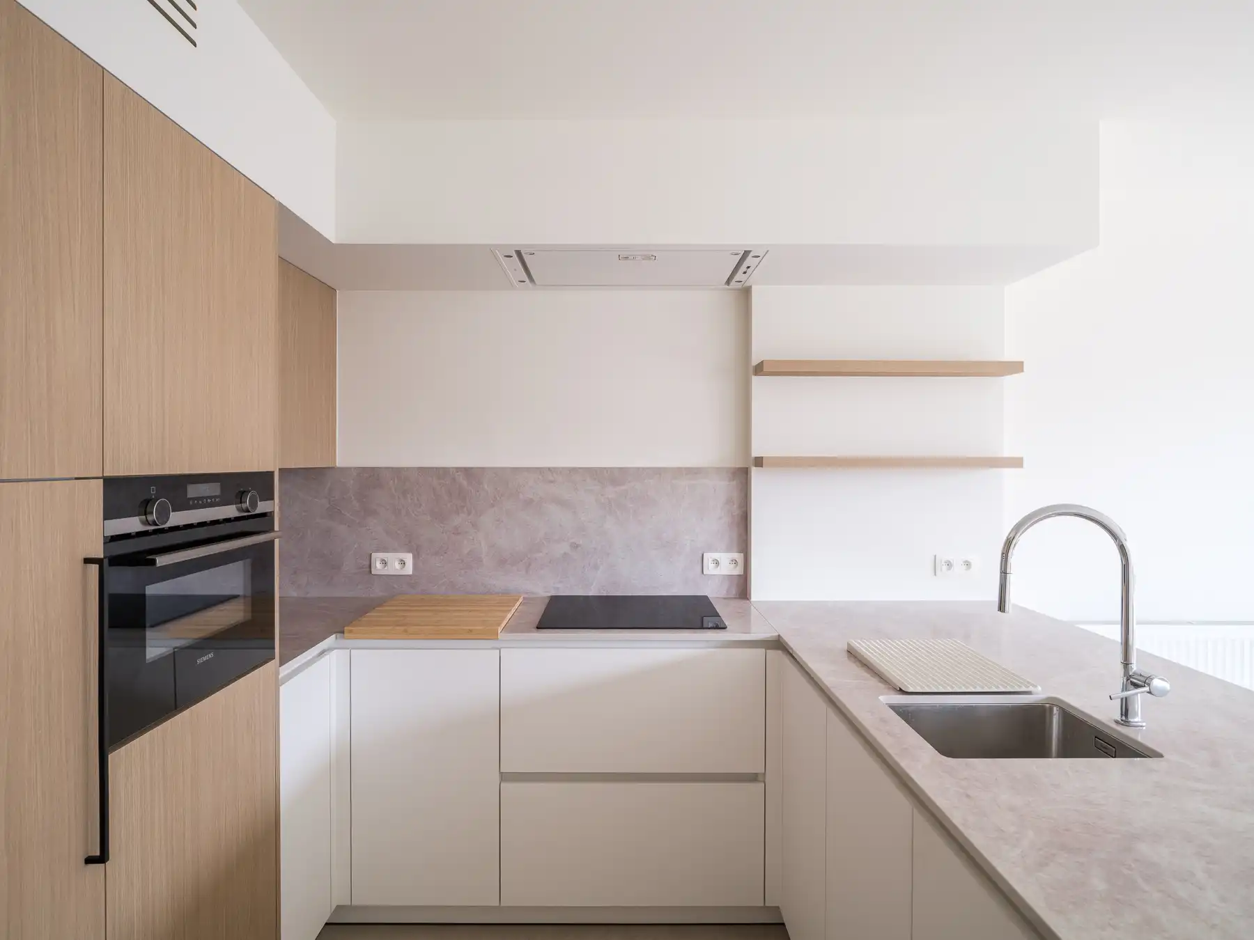 Instapklaar appartement met zicht op de Markt foto 3