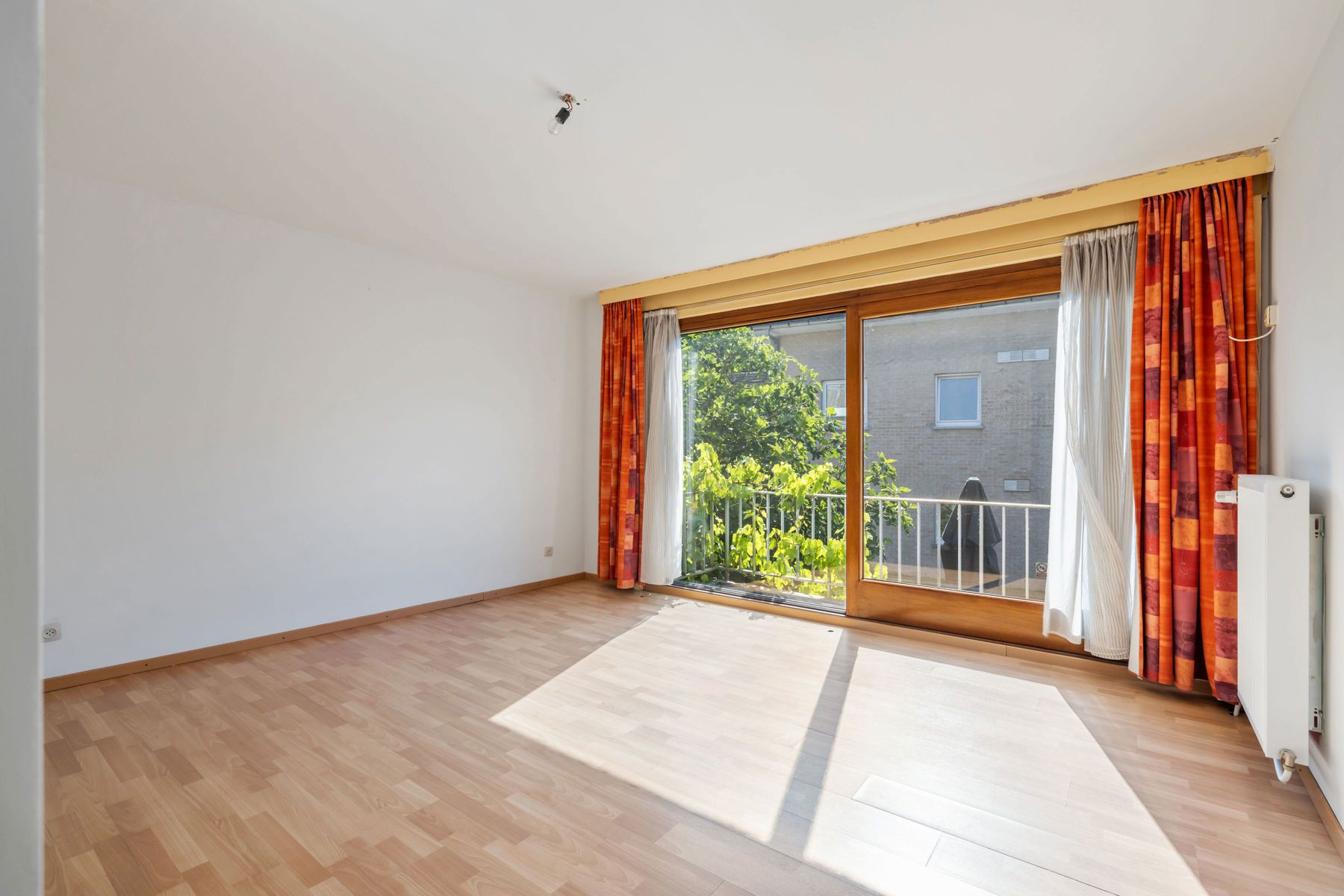 Zeer ruim appartement met 4 kamers foto 12