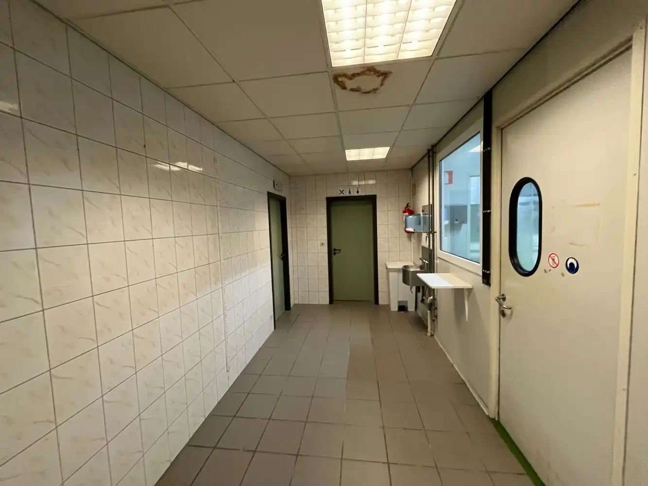 Bedrijfsgebouw 1780m² op 30a63ca foto 34