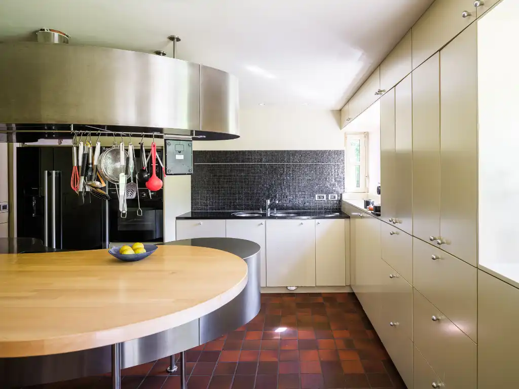 Bijzonder ruime en vrijstaande villa gelegen op een gunstig perceel van ca. 9.700&nbsp;m² in Kruisem foto 8