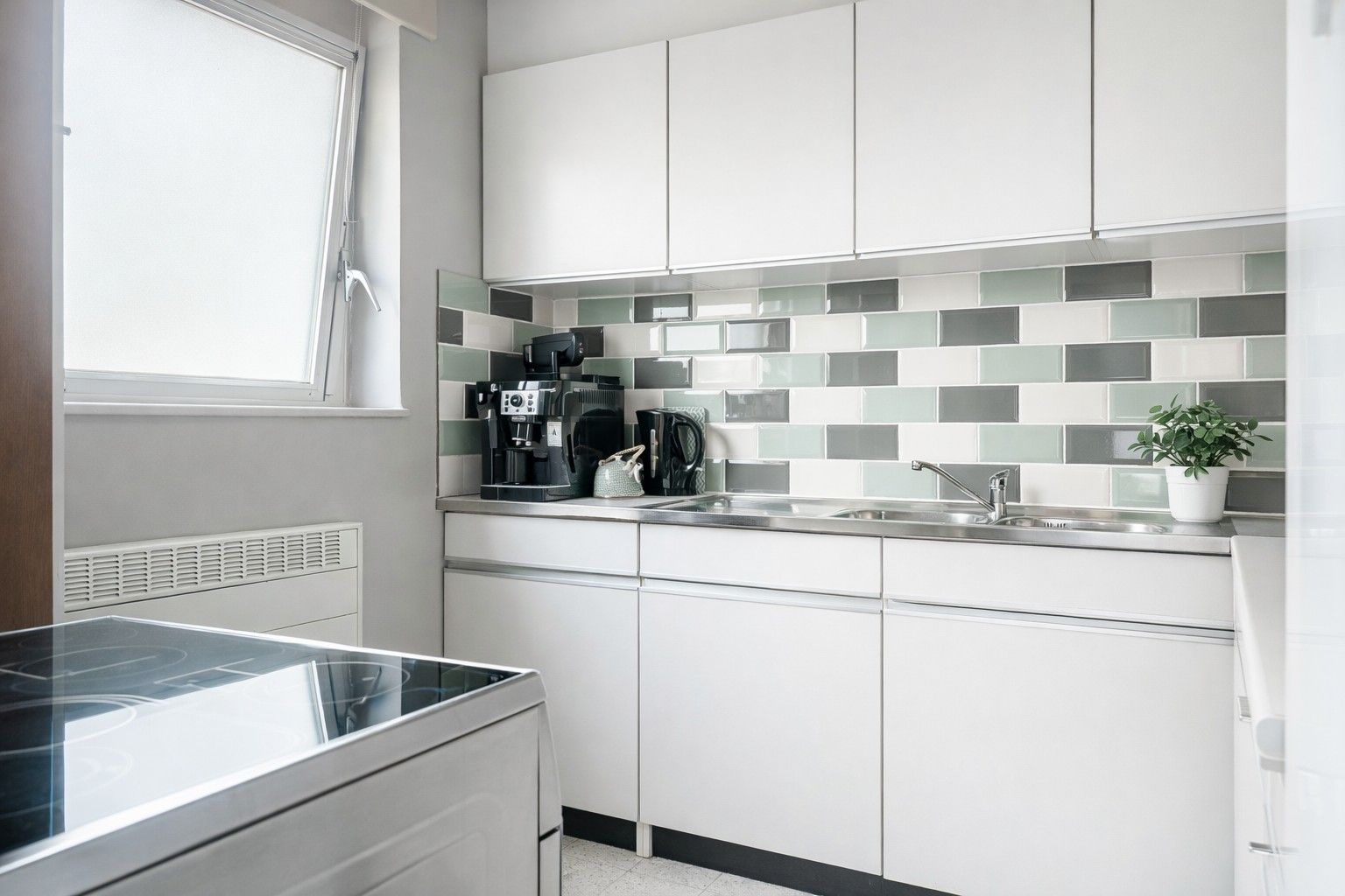 Appartement met kelderberging en garage foto 2