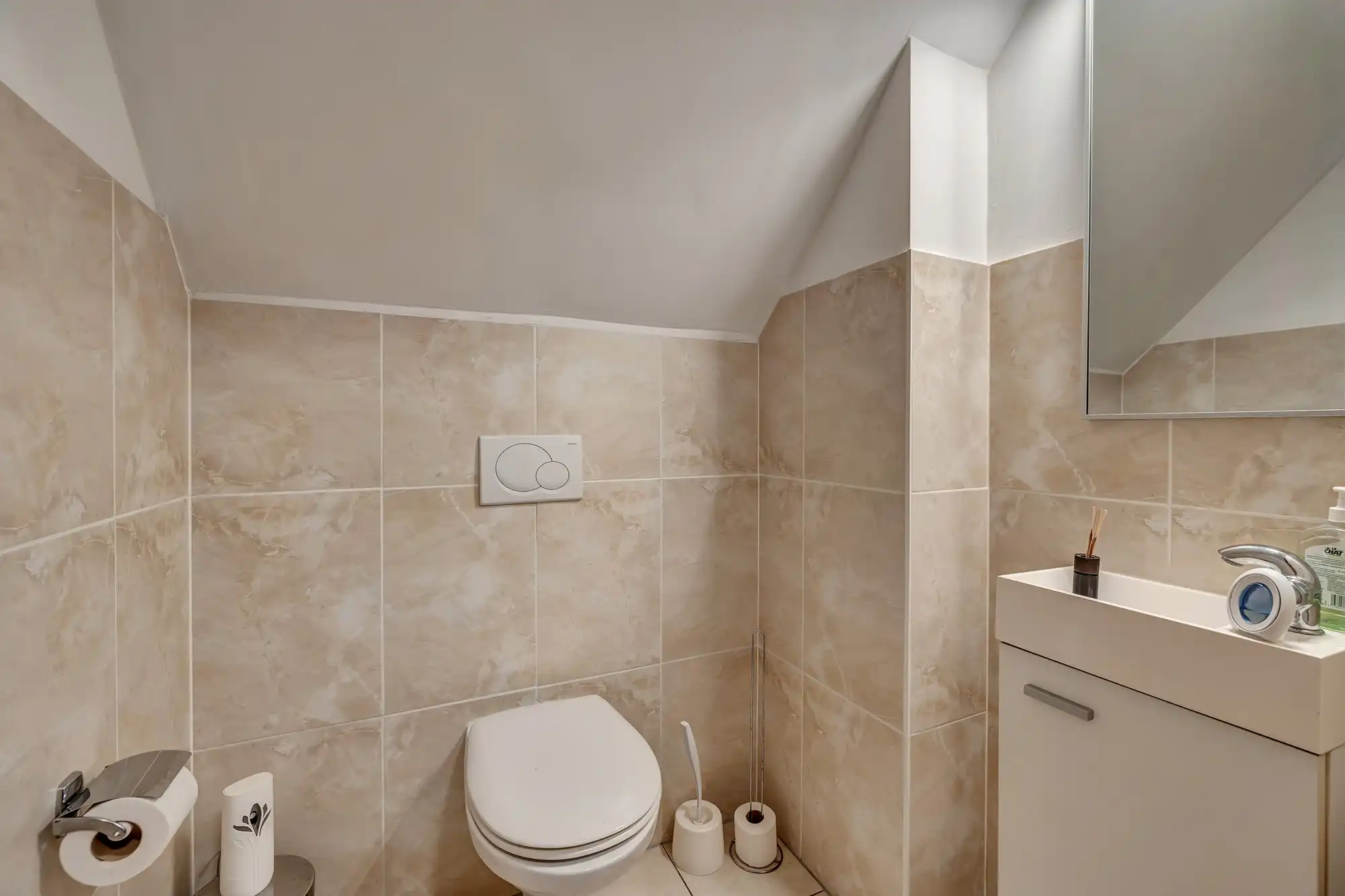 3-slaapkamer appartement met garage te Meerbeke foto 10