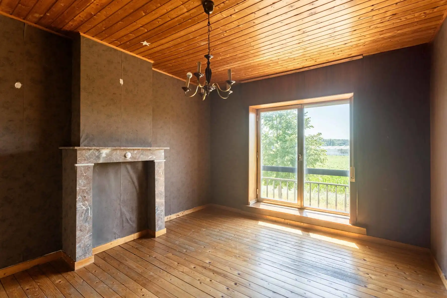 Te renoveren woning met grote tuin en atelier op toplocatie! foto 27