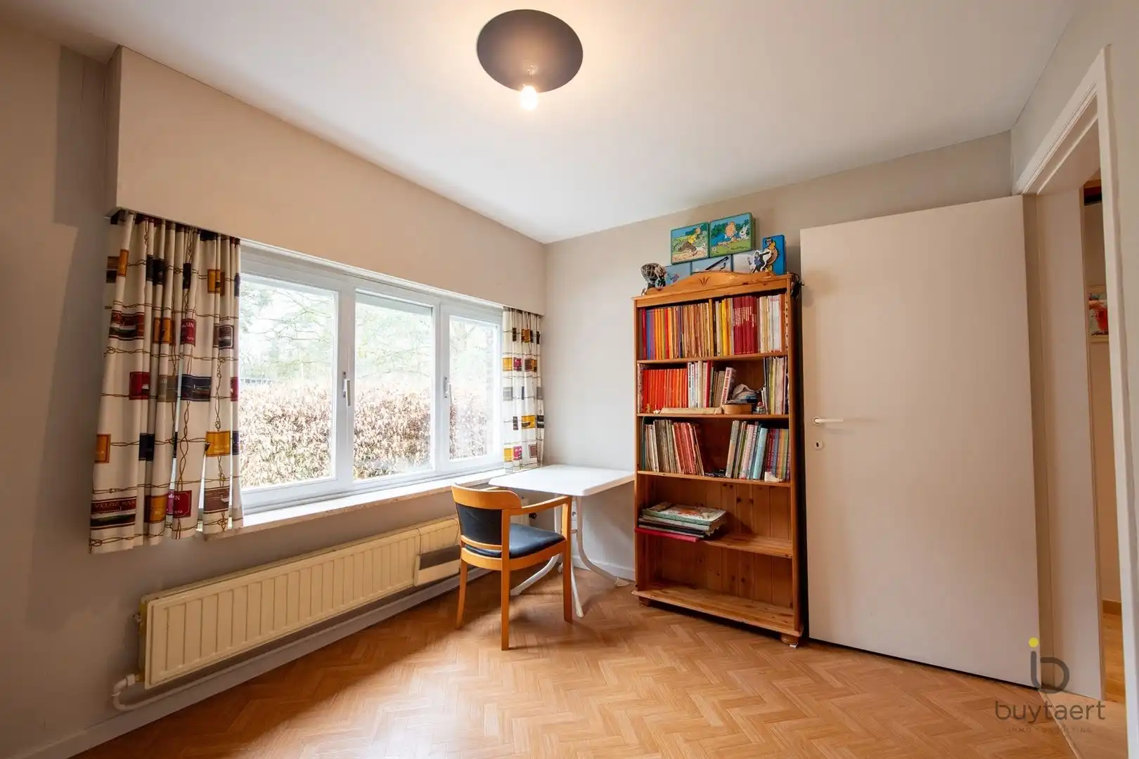 RUIMTE, LICHT ÉN RUST: GEZELLIGE FAMILIEWONING MET 5 SLAAPKAMERS MIDDEN IN HET GROEN! foto 27