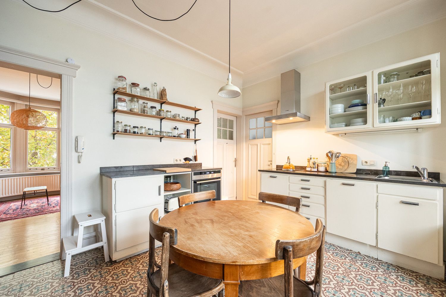 Instapklaar Art-Deco appartement met heerlijk zonneterras nabij 't Groen Kwartier en Zurenborg, voor liefhebbers! foto 18