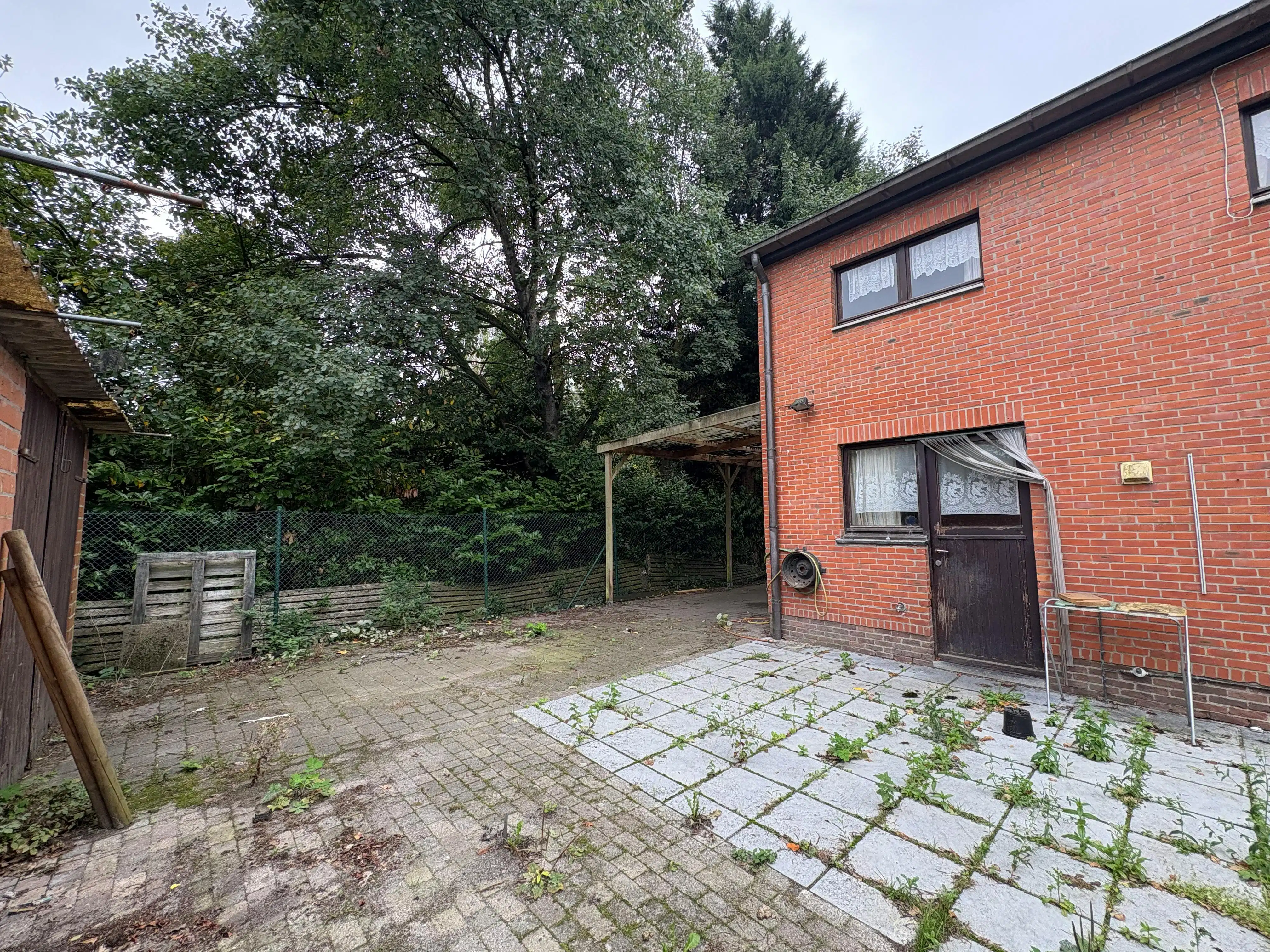 Te renoveren te koop met 4 à 5 slaapkamers te Essen-Wildert! foto 8