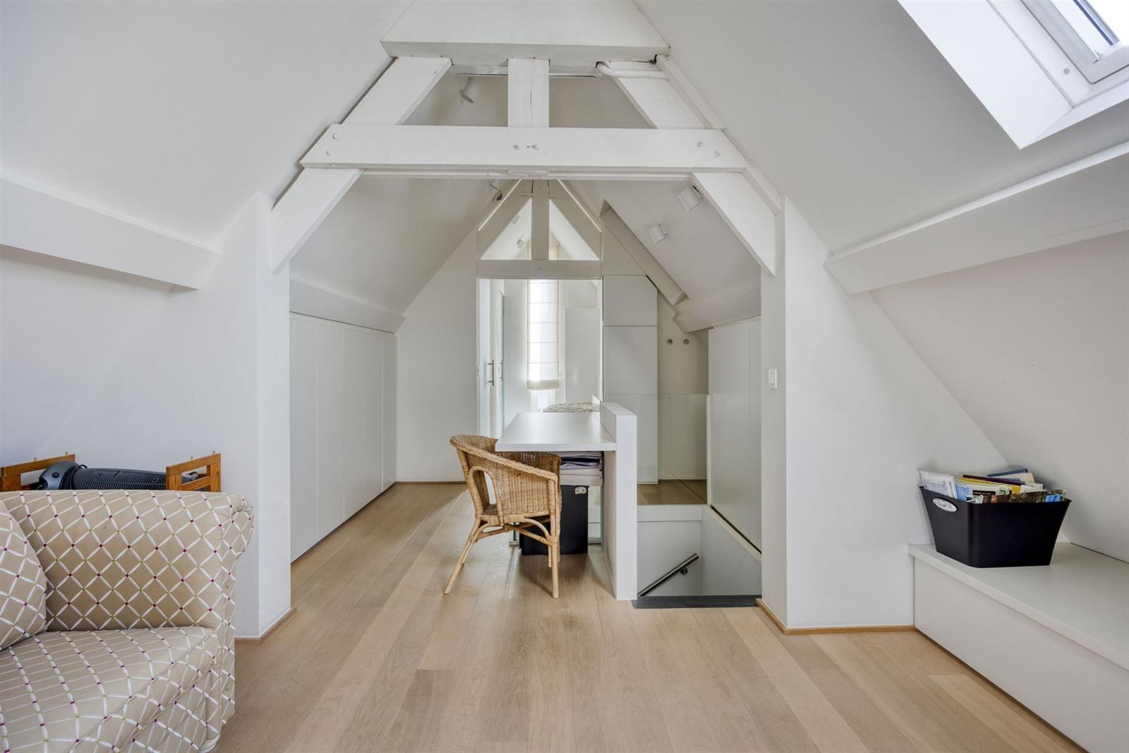 Exclusieve villa (5 slpks) met praktijk mogelijkheden in Sint-Genesius-Rode foto 27