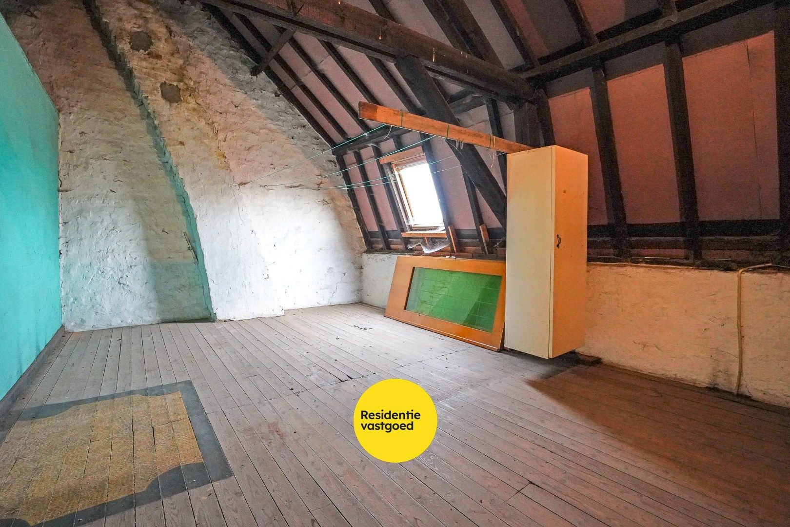 Te renoveren halfopen woning op een perceel van 1.809m² te Houthulst foto 12