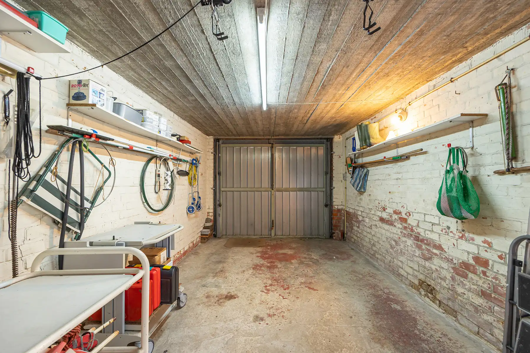 RUIM 3 SLAAPKAMERAPPARTEMENT MET TUIN & GARAGE foto 18