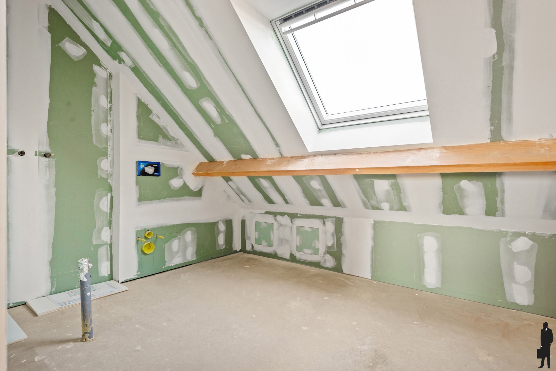 (Deels) gerenoveerde woning met ZW parktuin (ca. 1968m²) foto 34