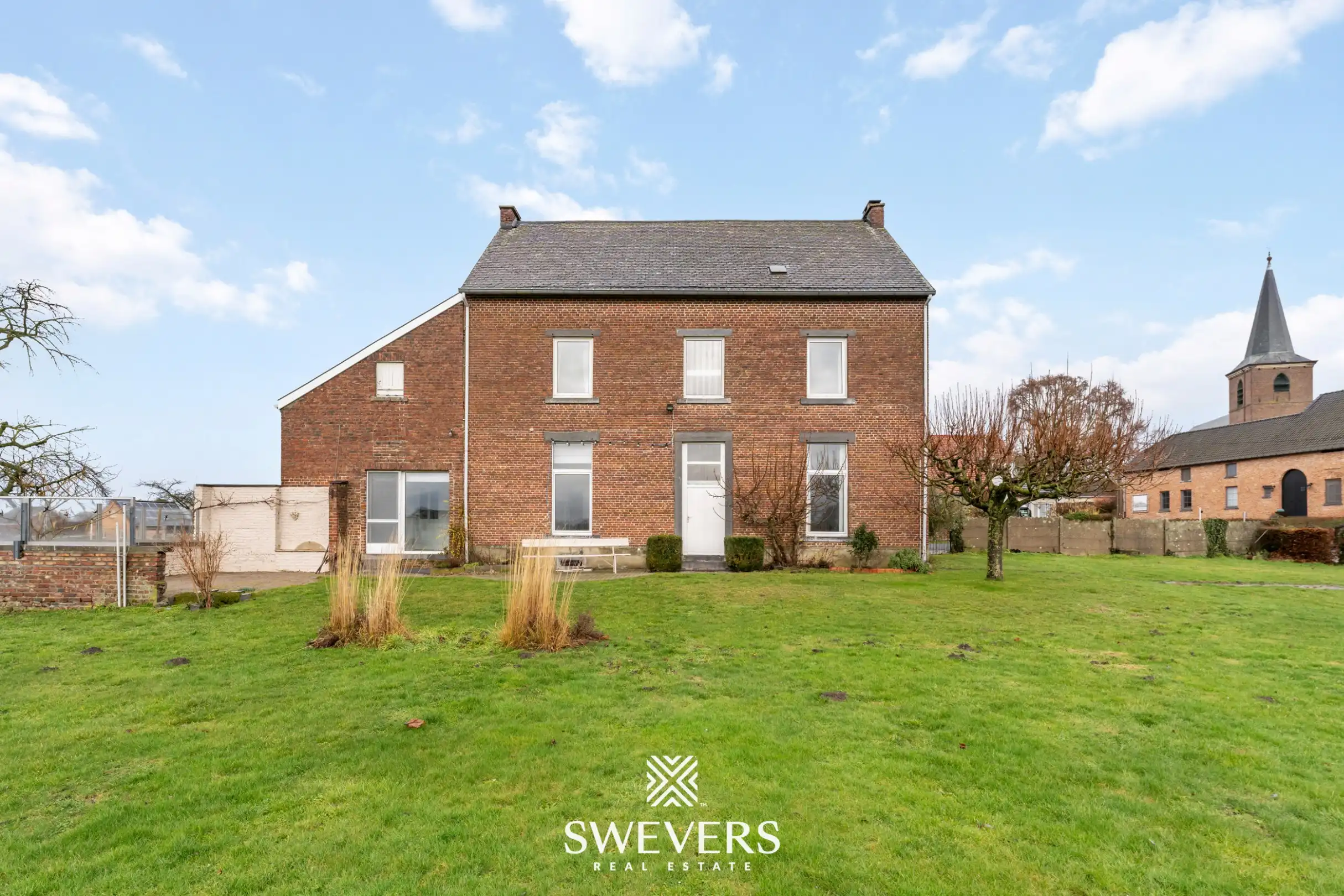 Ruime woning met uitzonderlijk zicht over de vallei te Borgloon foto 15