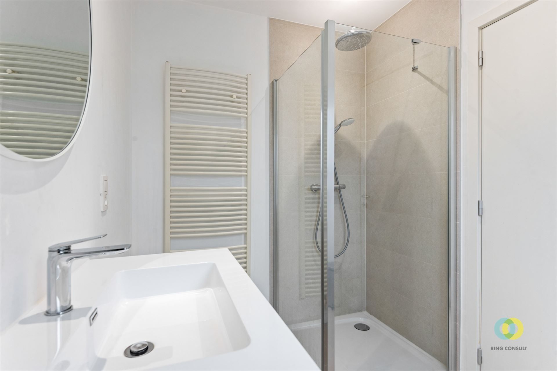 Duplexappartement met terras en parking – EPC B foto 11