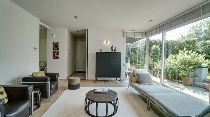 Exclusieve moderne villa van 389m² met openluchtzwembad foto 18