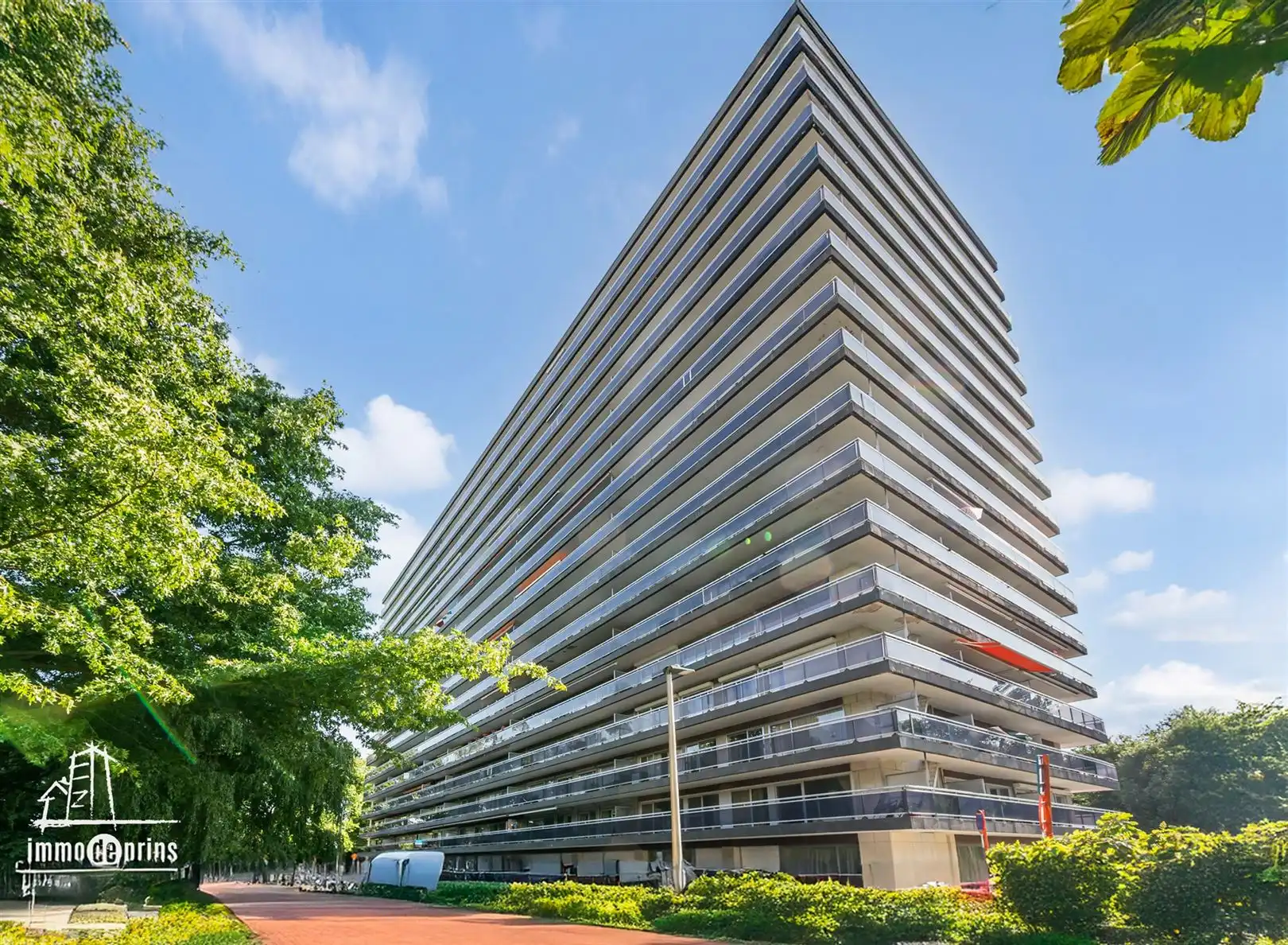 Appartement foto {{pictureIndex}}